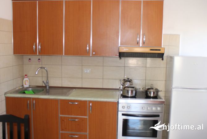 Shtepi me qera Apartament ne Tirane, 1+1, Mobilimi E mobiluar, Pagesa 37,000  Leke.