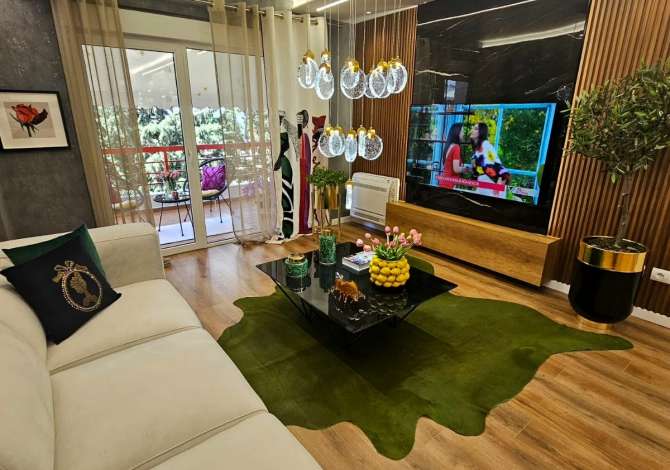 Shtepi ne shitje 2+1 ne Tirane - 250,000 Euro