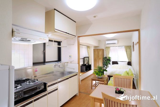 Shtepi me qera 2+1 ne Tirane - 650 Euro