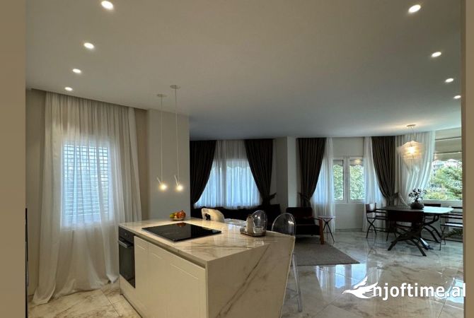 Shtepi ne shitje 2+1 ne Tirane - 270,000 Euro