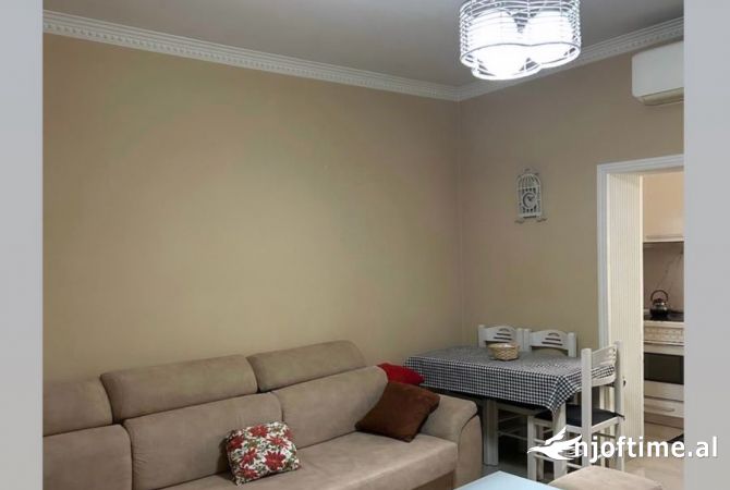 Shtepi ne shitje 1+1 ne Tirane - 115,000 Euro