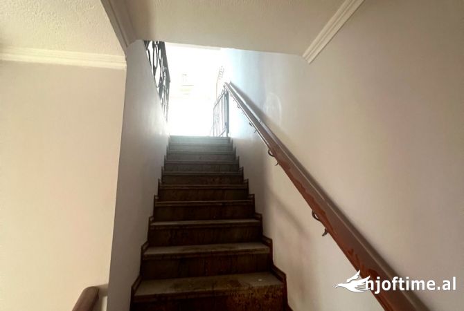 Shtepi ne shitje 2+1 ne Tirane - 370,000 Euro