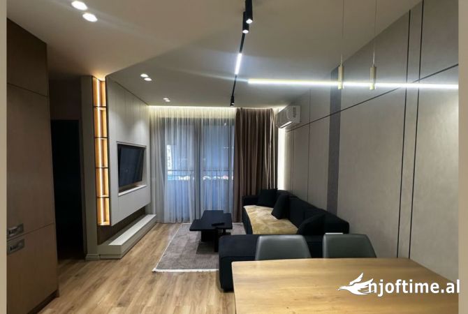 Shtepi me qera 2+1 ne Tirane - 850 Euro