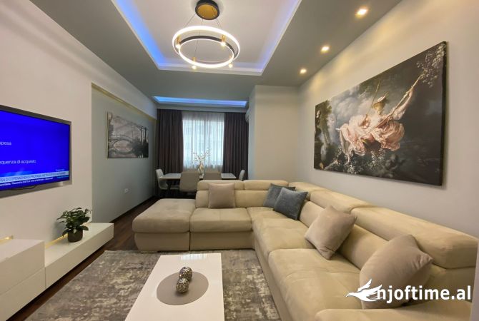 Shtepi ne shitje 2+1 ne Tirane - 160,000 Euro