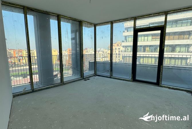 Apartment for sale in Tirana 3+1, Emty