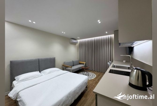 Shtepi ne shitje Apartament ne Tirane, 1+1, Mobilimi E mobiluar, Pagesa 184,000  Euro.