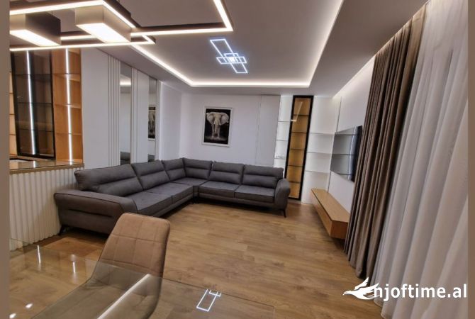 Casa in affitto 2+1 a Tirana - 1,000 Euro