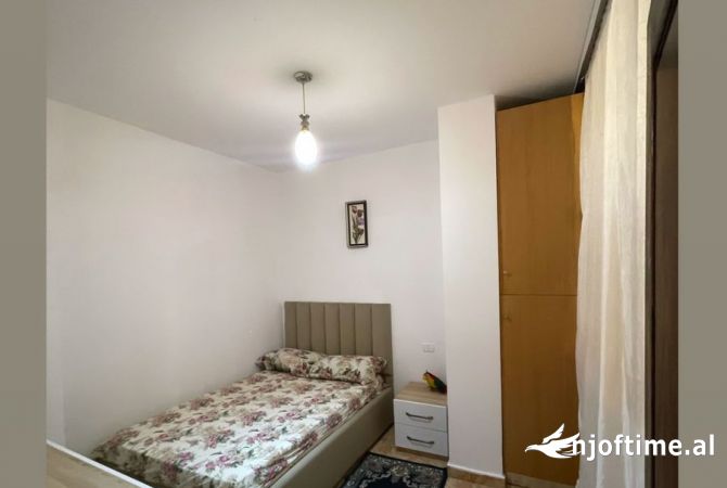 Shtepi me qera 2+1 ne Tirane - 550 Euro