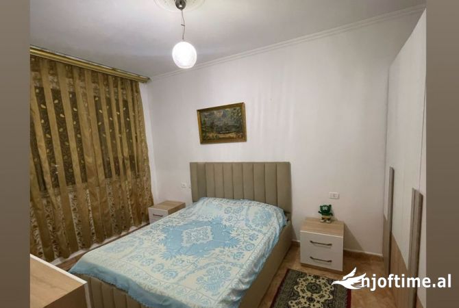Shtepi me qera 2+1 ne Tirane - 550 Euro