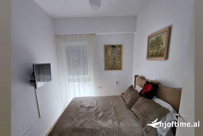 Shtepi me qera 2+1 ne Tirane - 600 Euro