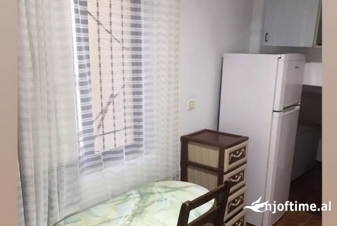 Shtepi me qera Garsoniere ne Tirane - 18,000 Leke