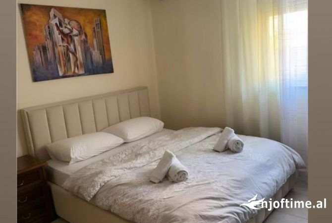 Shtepi me qera 1+1 ne Tirane - 45,000 Leke