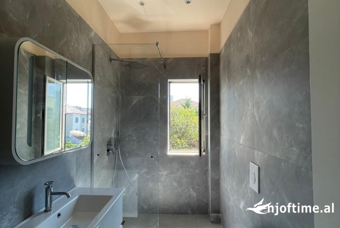 Shtepi me qera 1+1 ne Tirane - 60,000 Leke