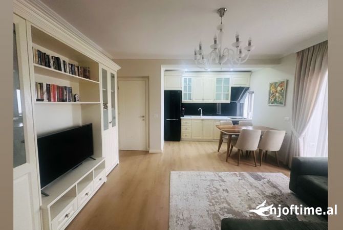Shtepi me qera 1+1 ne Tirane - 750 Euro