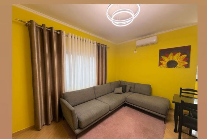 Shtepi me qera 2+1 ne Tirane - 600 Euro