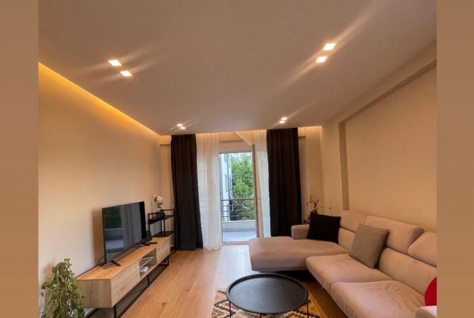 Shtepi ne shitje 2+1 ne Tirane - 225,000 Euro