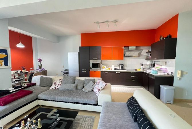 Shtepi ne shitje 2+1 ne Tirane - 230,000 Euro
