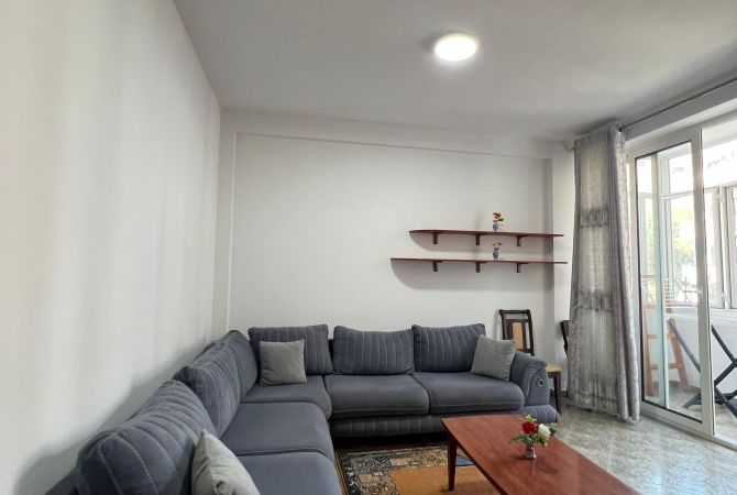 Shtepi me qera 3+1 ne Tirane - 650 Euro