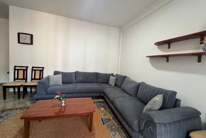 Shtepi me qera 3+1 ne Tirane - 650 Euro