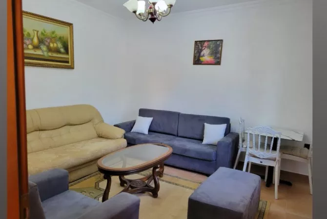 Shtepi me qera 1+1 ne Tirane - 35,000 Leke