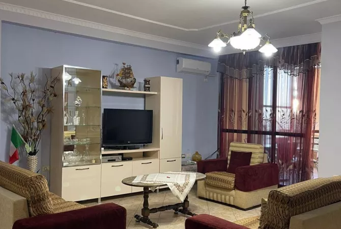 Casa in affitto 2+1 a Tirana - 700 Euro