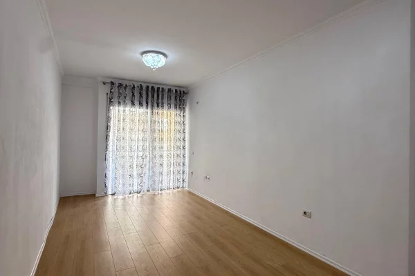 Shtepi ne shitje 2+1 ne Tirane - 112,000 Euro