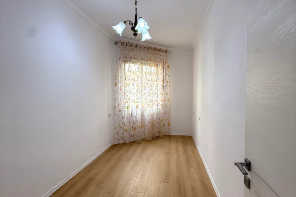 Shtepi ne shitje 2+1 ne Tirane - 112,000 Euro