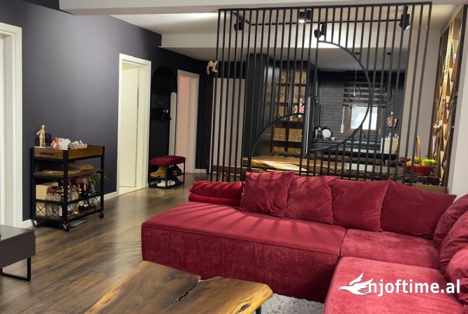 Shtepi ne shitje 2+1 ne Tirane - 240,000 Euro
