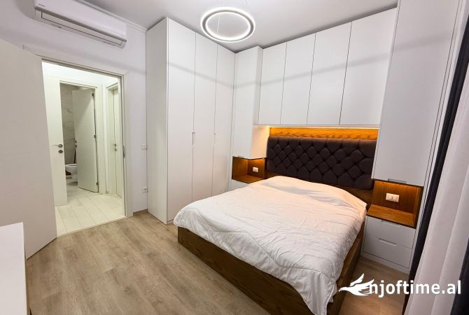 Shtepi me qera 2+1 ne Tirane - 70,000 Leke