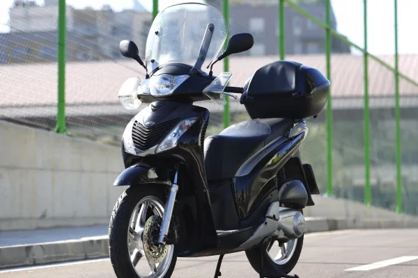 Motorra ne shitje ne Tirane - 2,000 Euro
