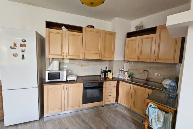 Shtepi ne shitje Apartament ne Tirane, 1+1, Mobilimi E mobiluar, Pagesa 188,000  Euro.