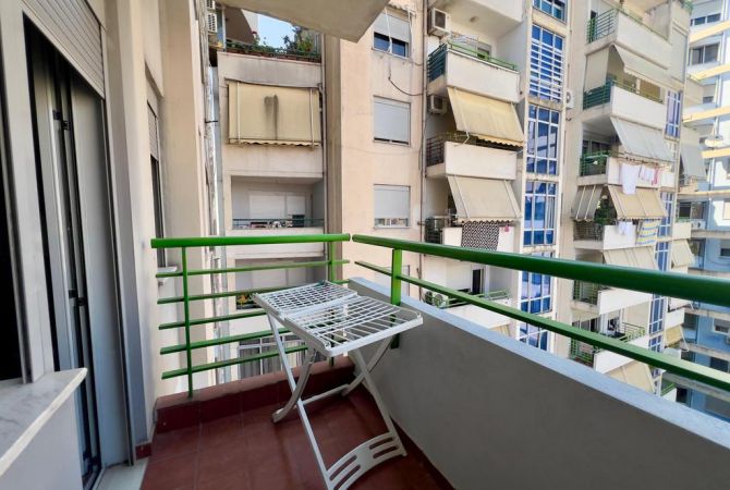 Shtepi me qera Apartament ne Tirane, 1+1, Mobilimi E mobiluar, Pagesa 550  Euro.