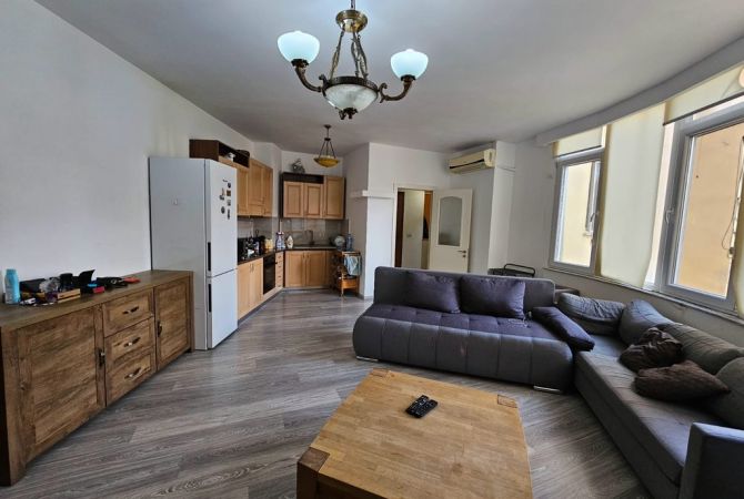 Shtepi me qera 1+1 ne Tirane - 650 Euro