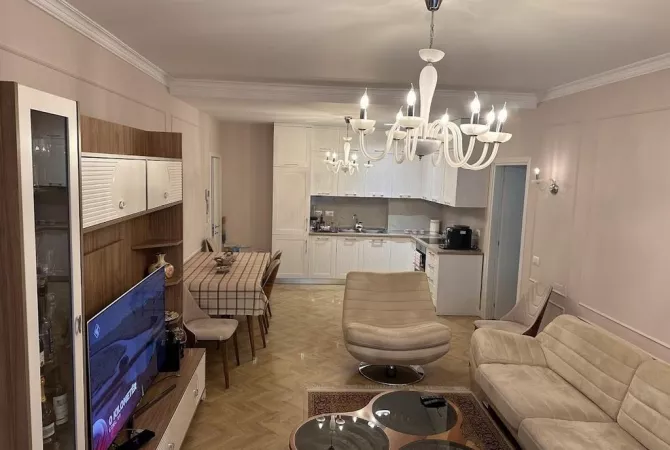 Shtepi ne shitje 2+1 ne Tirane - 280,000 Euro