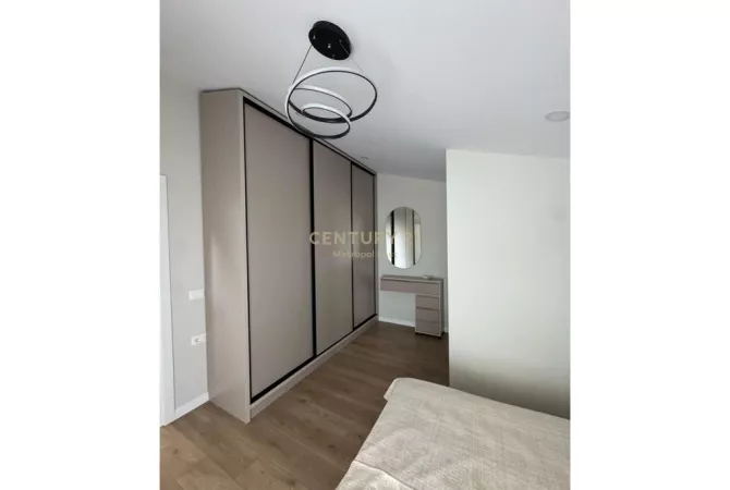 Shtepi me qera Vila Luksoze ne Tirane, 2+1, Mobilimi E mobiluar, Pagesa 1,200  Euro.