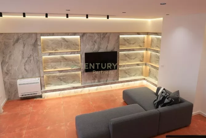 Luxury villas for rent in Tirana 6+1, Furnished