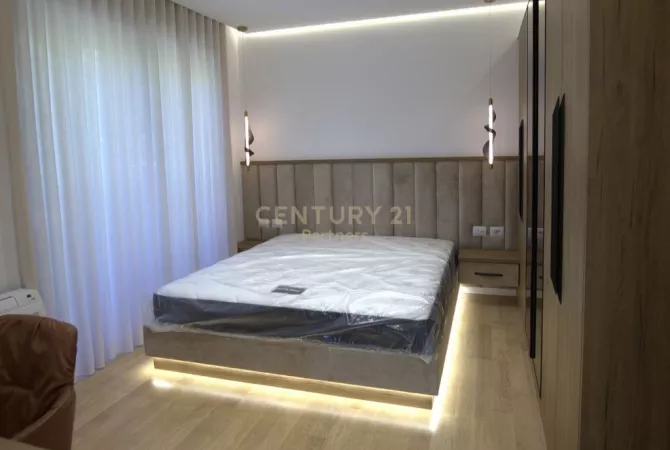 Luxury villas for rent in Tirana 6+1, Furnished