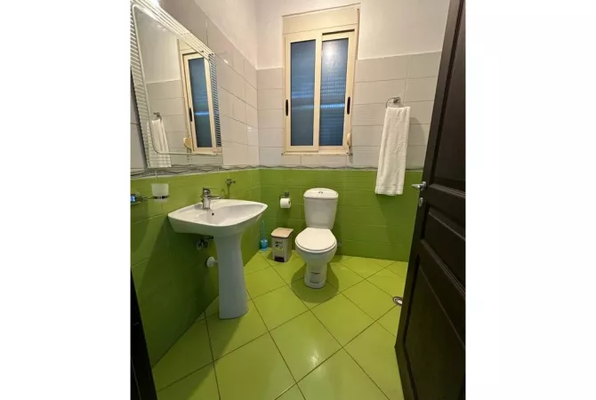 Shtepi ne shitje Penthose(kati i fundit panoramik) ne Sarande, 2+1, Mobilimi E mobiluar, Pagesa 280,000  Euro.