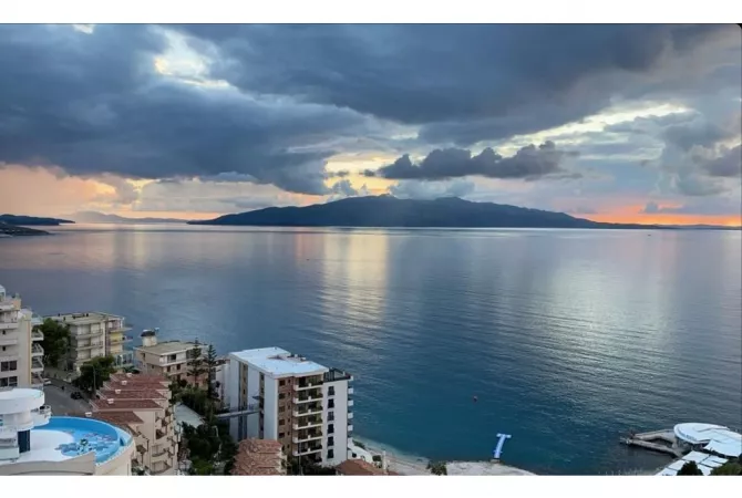 Shtepi ne shitje Penthose(kati i fundit panoramik) ne Sarande, 2+1, Mobilimi E mobiluar, Pagesa 280,000  Euro.