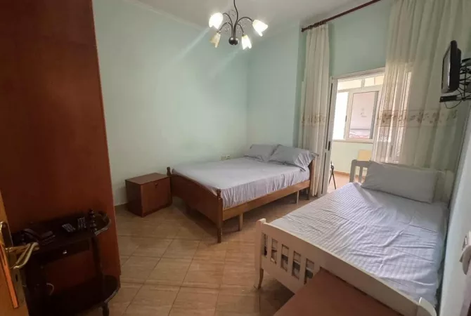 Shtepi me qera 2+1 ne Tirane - 650 Euro