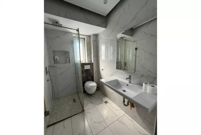 Shtepi me qera 2+1 ne Tirane - 750 Euro