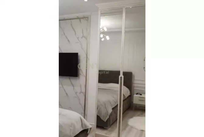 Shtepi ne shitje Apartament ne Tirane, 2+1, Mobilimi E mobiluar, Pagesa 195,000  Euro.