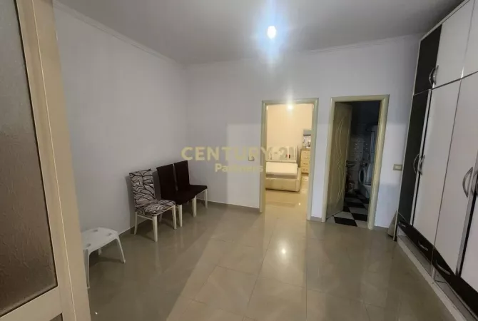 Shtepi ne shitje 2+1 ne Tirane - 140,000 Euro