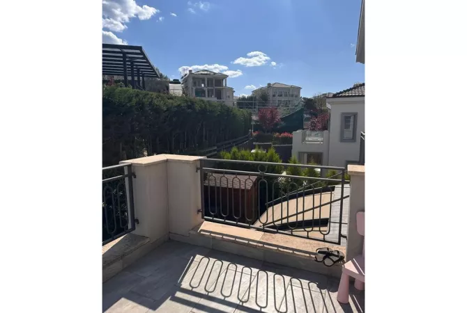 House for Sale 4+1 in Tirana - 1,500,000 Euro