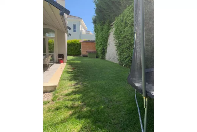 House for Sale 4+1 in Tirana - 1,500,000 Euro