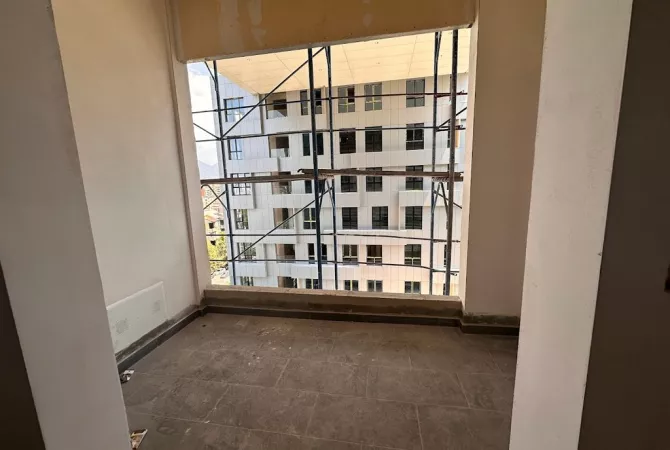 Shtepi ne shitje Apartament ne Tirane, 2+1, Mobilimi Bosh, pa mobiluar, Pagesa 270,300  Euro.