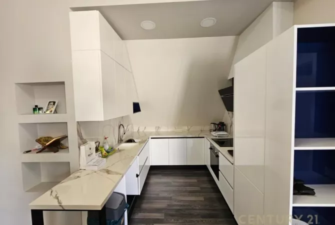 Shtepi ne shitje 3+1 ne Tirane - 280,000 Euro