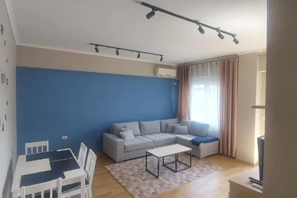 Shtepi me qera 1+1 ne Tirane - 600 Euro