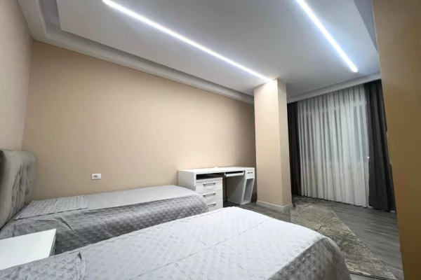 Shtepi me qera 3+1 ne Tirane - 800 Euro
