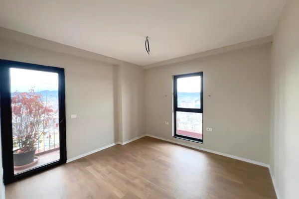 JAPIM ME QIRA AMBIENT PER ZYRA TEK GARDEN BUILDING !